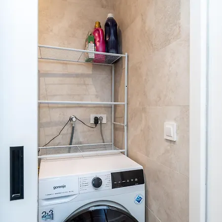 Appartement Stayinnin 3-bed - Close To
